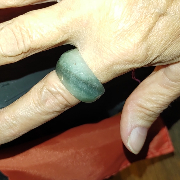New Solid Jade Ring size 9 - Picture 5 of 8